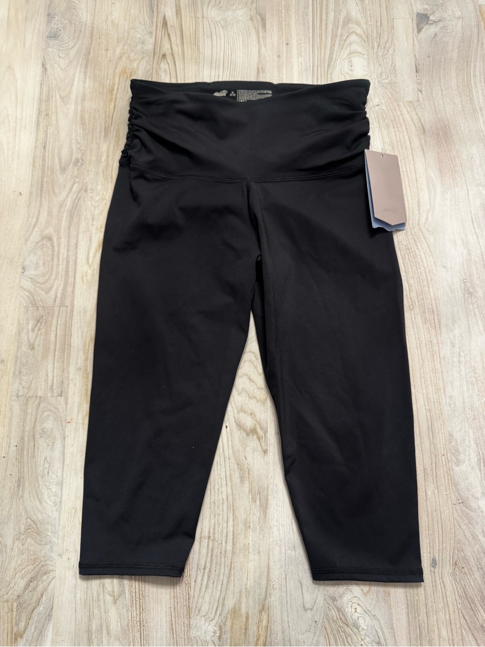 Avia Black Capri Leggings with High Waist